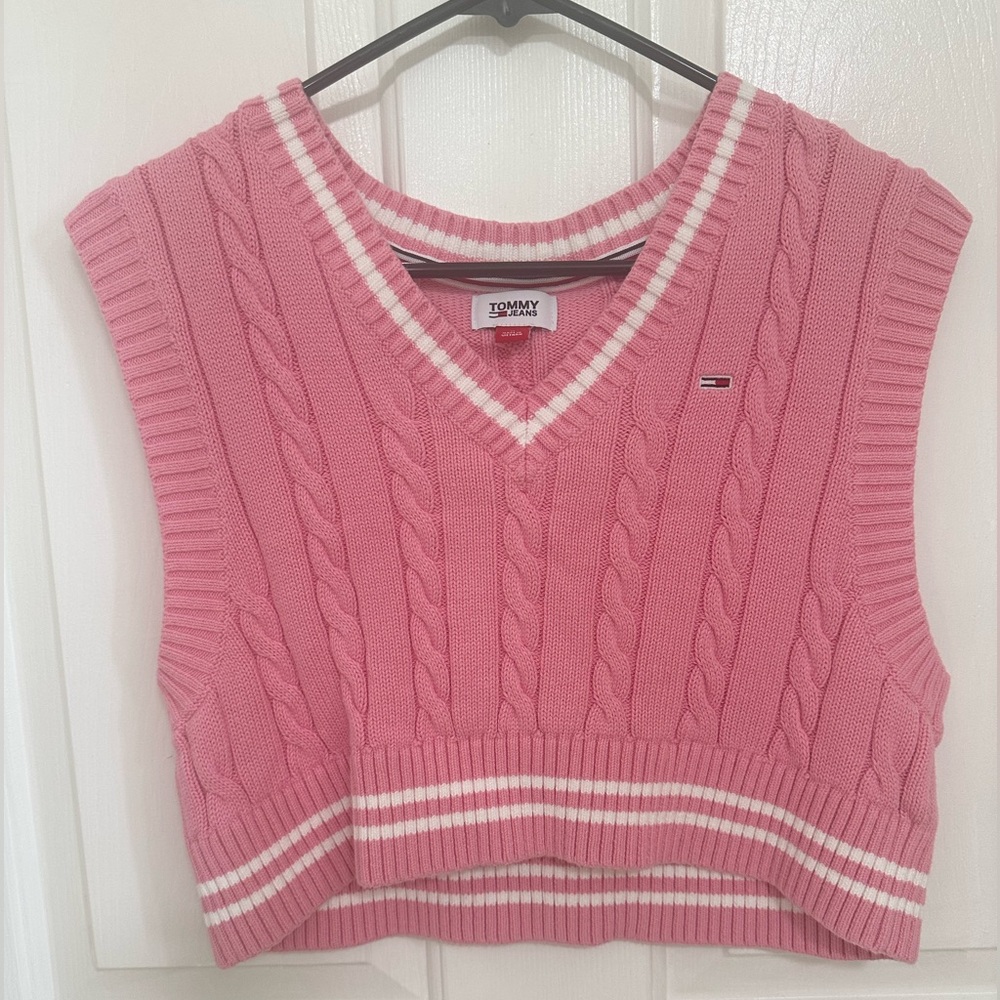 Tommy Hilfiger Pink and White V-Neck Knit Top
